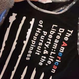 Super cute black USA top